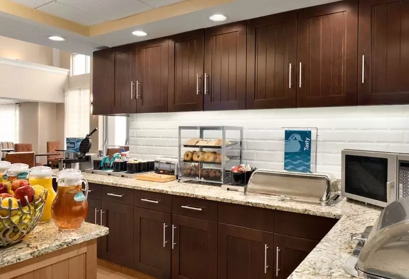 בית מלון כפרי Homewood Suites By Hilton Grand Rapids