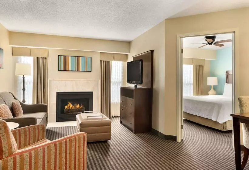 בית מלון כפרי Homewood Suites By Hilton Grand Rapids