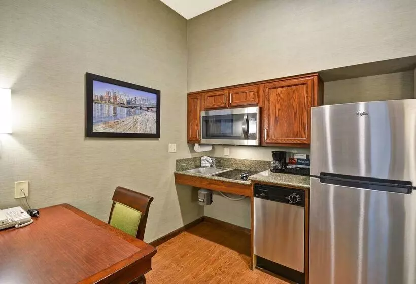 בית מלון כפרי Homewood Suites By Hilton Hillsboro/beaverton