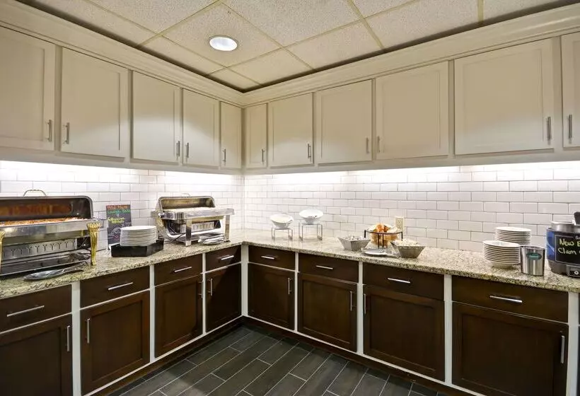 בית מלון כפרי Homewood Suites By Hilton Hillsboro/beaverton