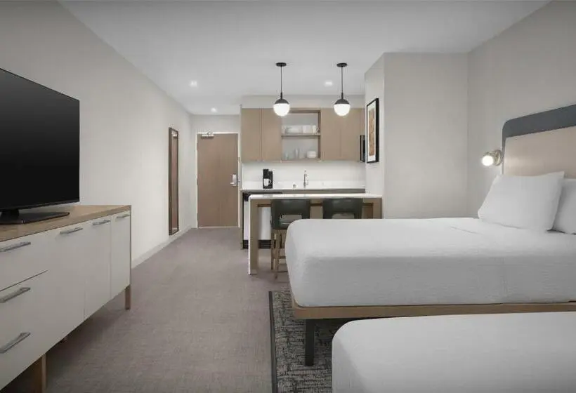 هتل Homewood Suites by Hilton Santa Maria