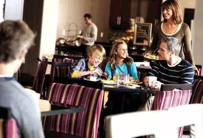 هتل Homewood Suites By Hilton Wilmingtonbrandywine Valley