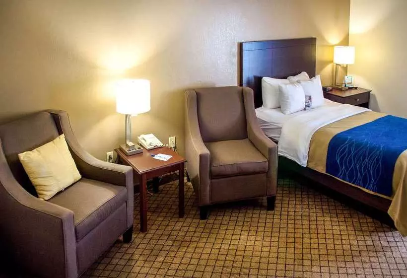 ホテル Quality Inn Clarksville Exit 11