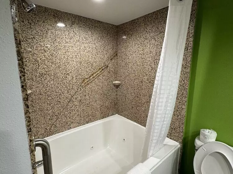 ホテル Quality Inn Clarksville Exit 11