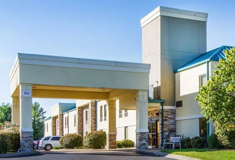 ホテル Quality Inn Clarksville Exit 11
