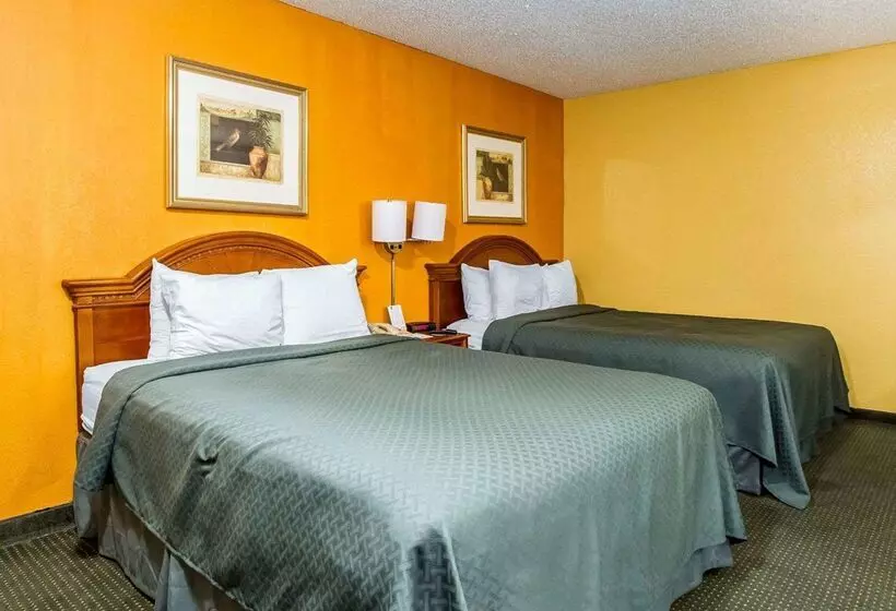 ホテル Quality Inn Near Downtown Tucson