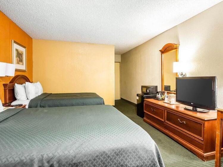 فندق Quality Inn Near Downtown Tucson