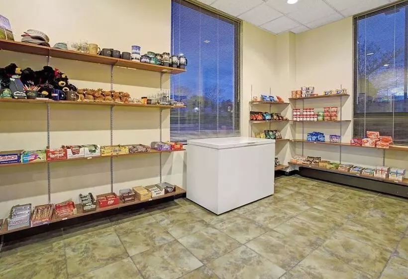 Hotel Four Points By Sheraton Englewood