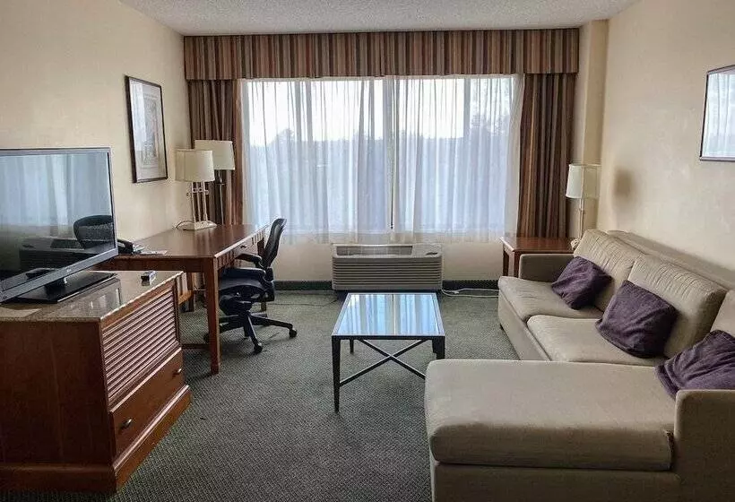 Hotel Four Points By Sheraton Englewood