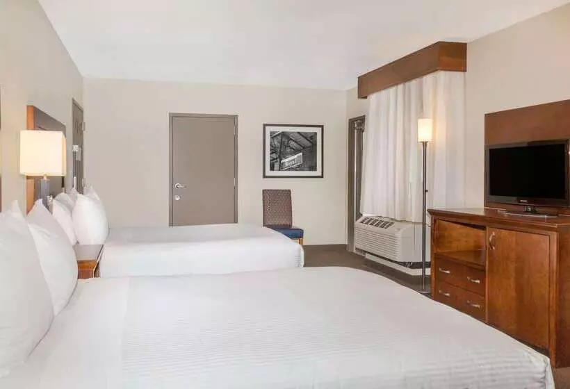 هتل Wyndham New Orleans French Quarter