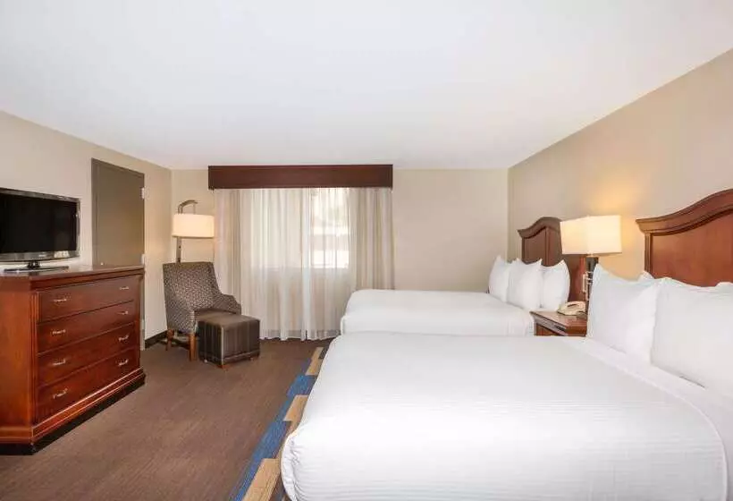 هتل Wyndham New Orleans French Quarter