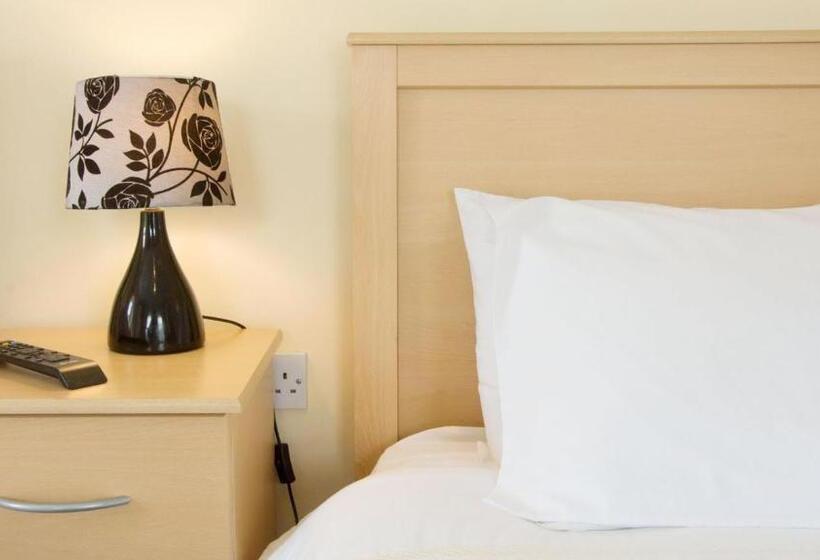 הוסטל Walsh's Bridge Inn