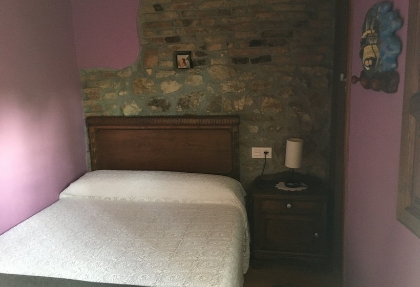 Apartamentos Rurales La Caviana