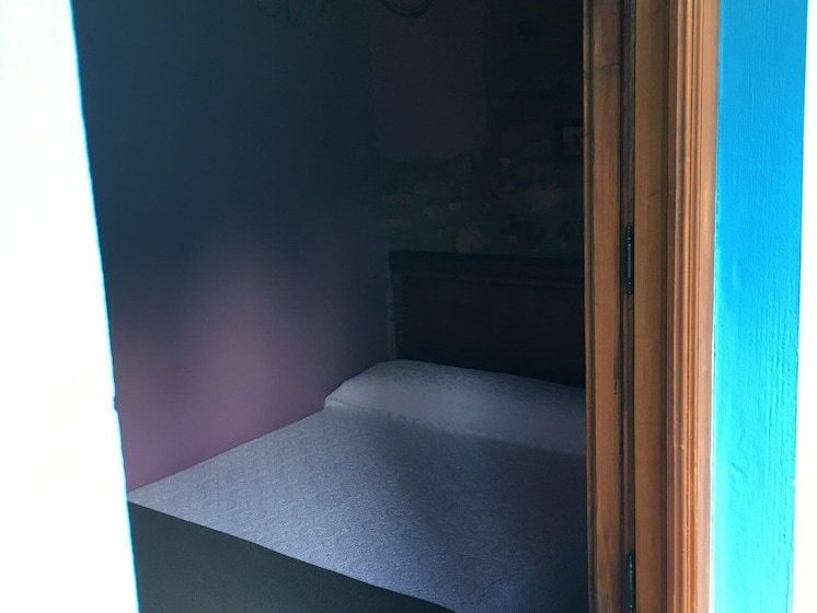 Apartamentos Rurales La Caviana