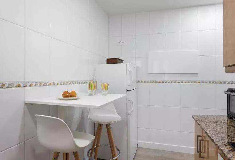 Bcn Design Apartment With Portable Wifi