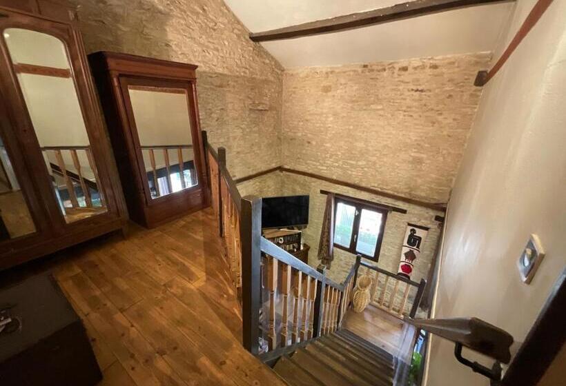 פנסיון Chambres, Table D Hotes Et Gites Les Mesanges