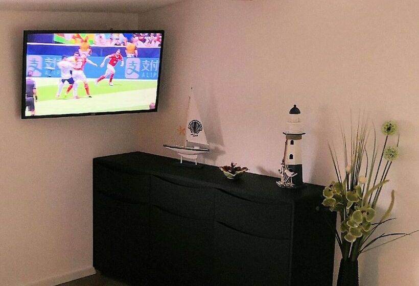 בית מלון כפרי Beachin