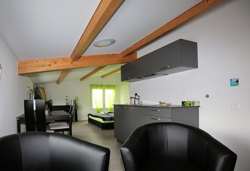 בית מלון כפרי Beachin