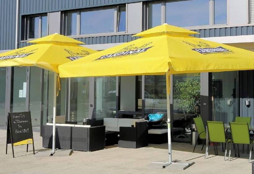 בית מלון כפרי Beachin