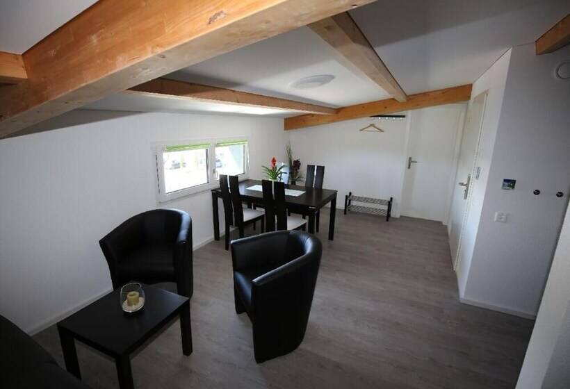 בית מלון כפרי Beachin