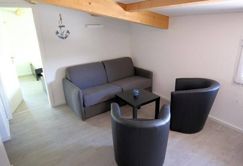 בית מלון כפרי Beachin