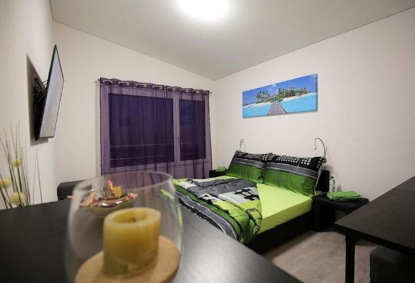 בית מלון כפרי Beachin