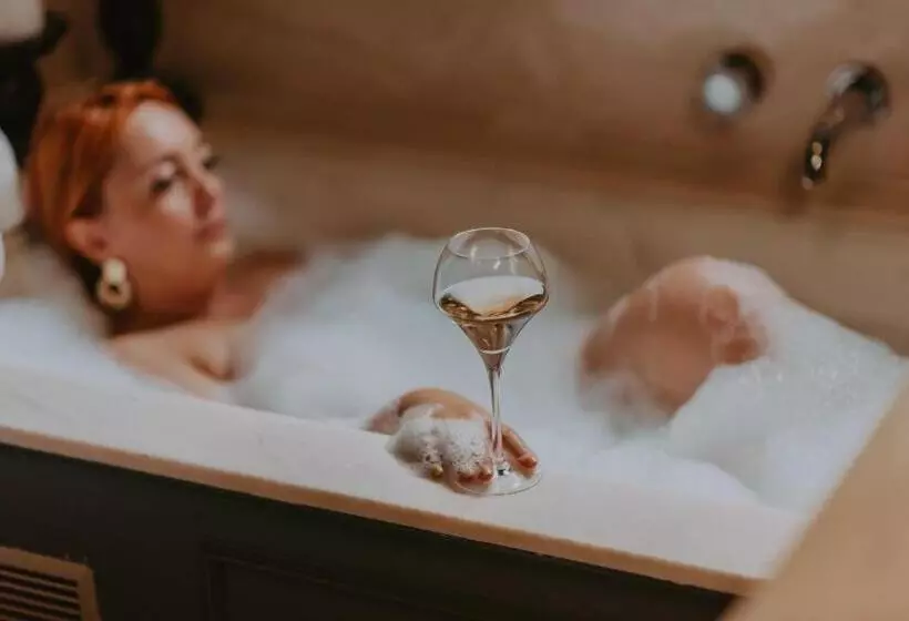 Aamiaismajoitus (B&B) Villa Geva