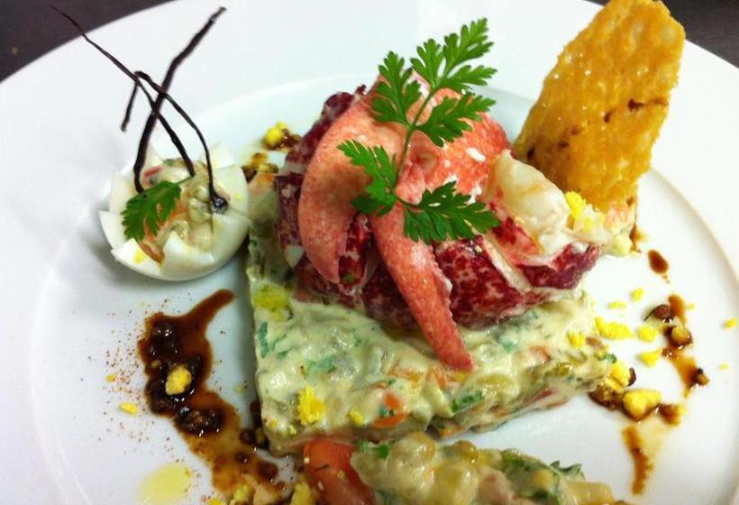 Отель L'oree Du Château