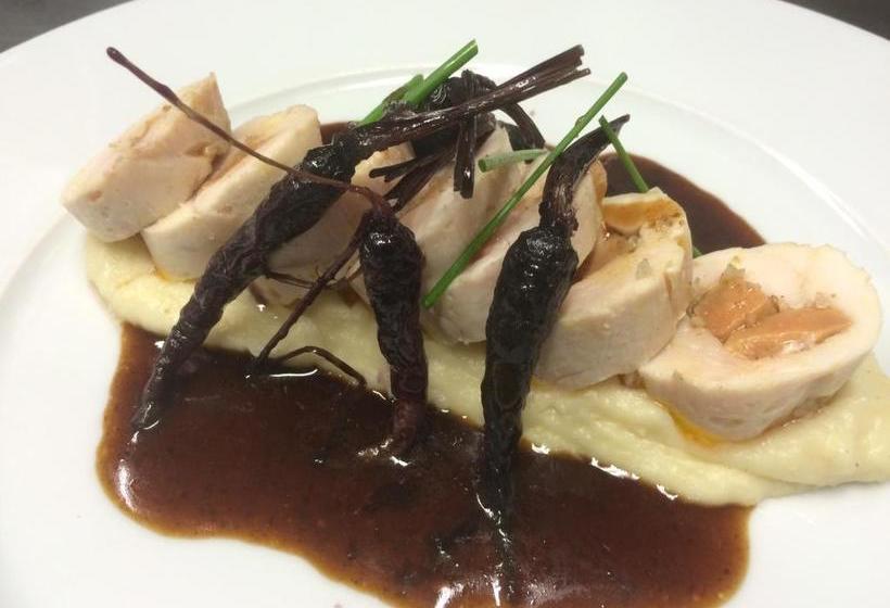 Отель L'oree Du Château