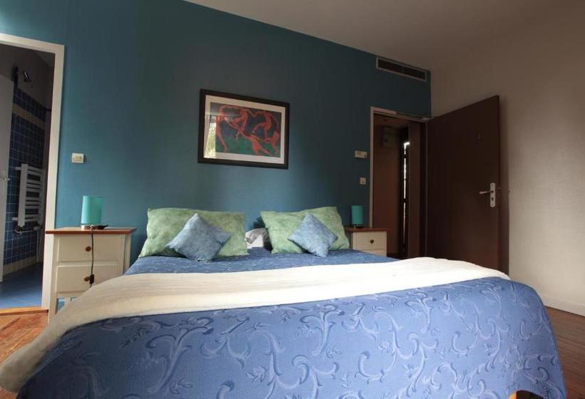 Отель L'oree Du Château