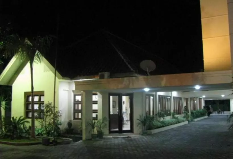 Hotel Sentana Mulia