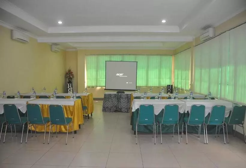 Hotel Sentana Mulia
