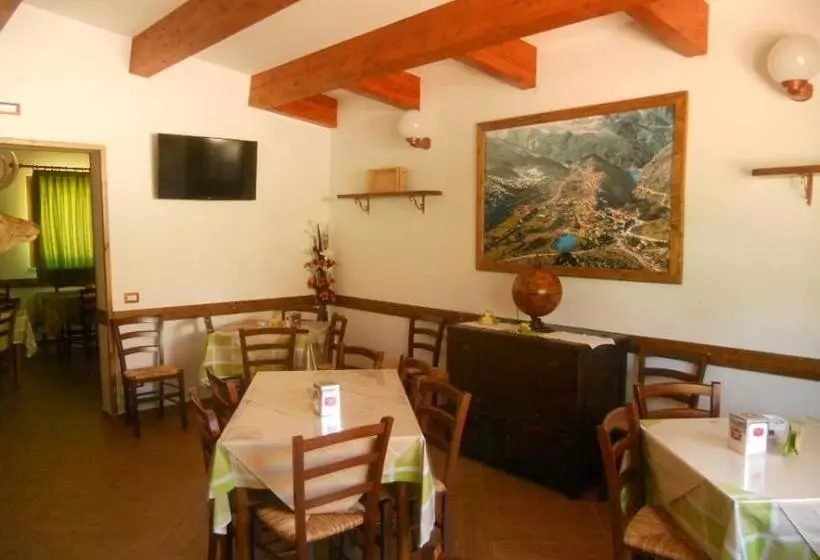 Majatalo La Locanda Del Lago Lucciola