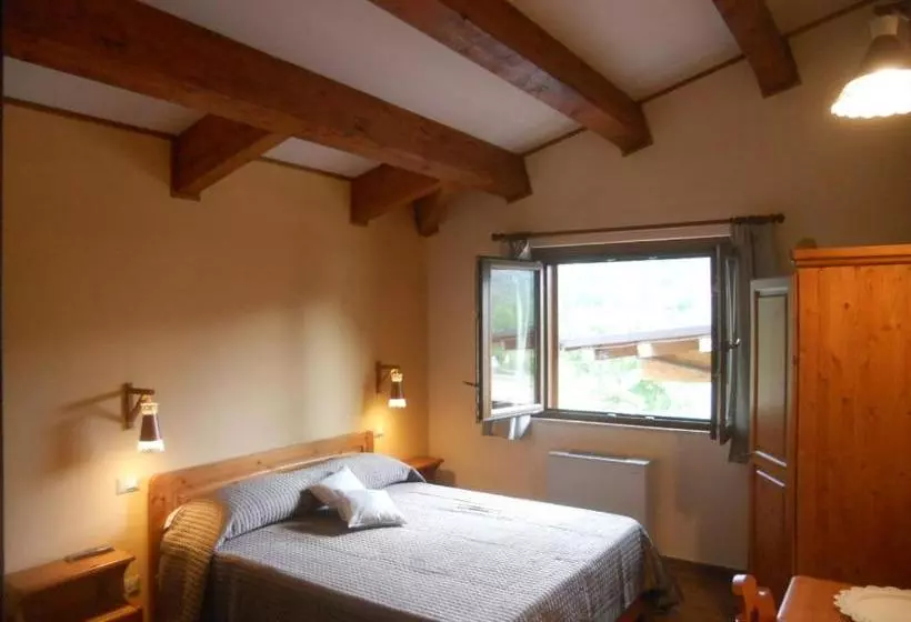 Majatalo La Locanda Del Lago Lucciola