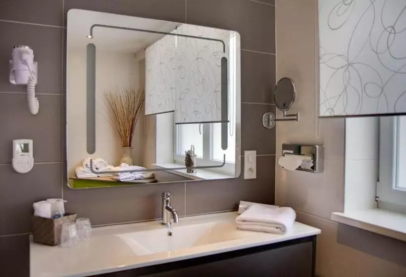 Aamiaismajoitus (B&B) L Etape 9