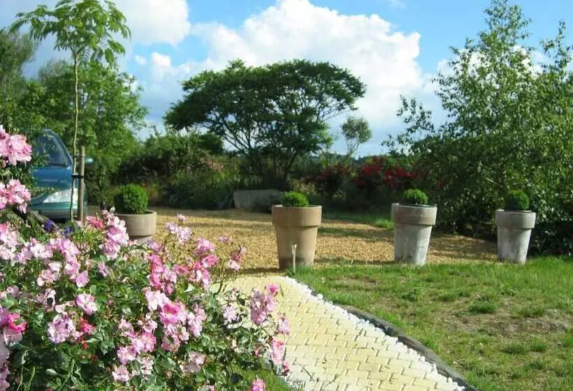 Aamiaismajoitus (B&B) Au Moulin Géant