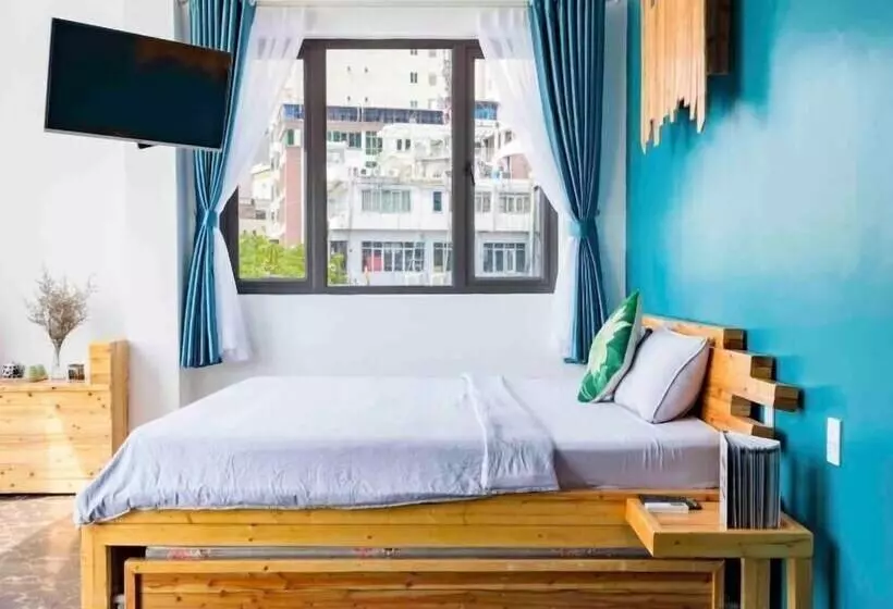 Catba Pod Hostel