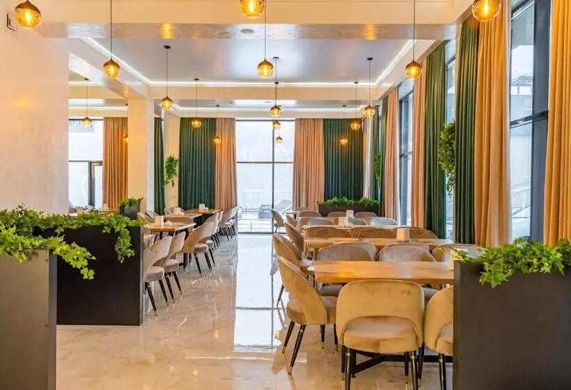 Hotelli Elena Spa Resort