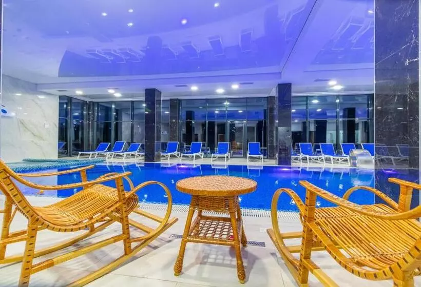 Hotelli Elena Spa Resort