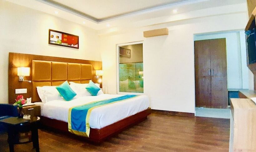 בית מלון כפרי Himgiri Resorts N Spa