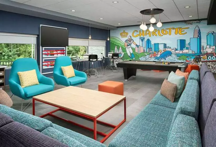 هتل Tru By Hilton Charlotte Airport Lake Pointe