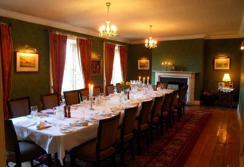 פנסיון Ghan House