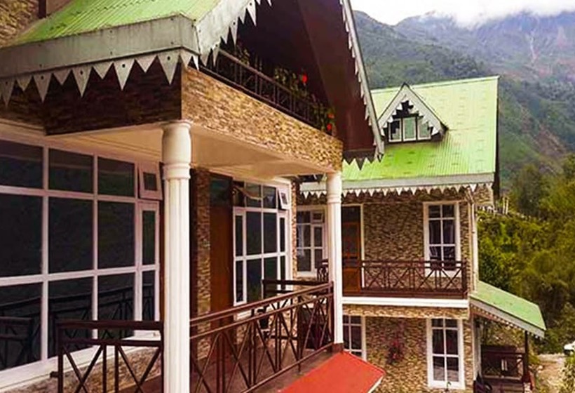 فندق Alpine Village Resort