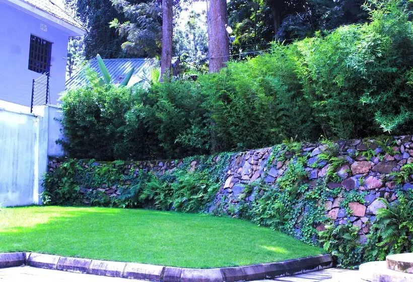 هتل Malkia Trees Lodge