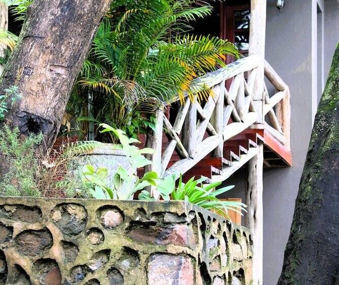 호텔 Malkia Trees Lodge