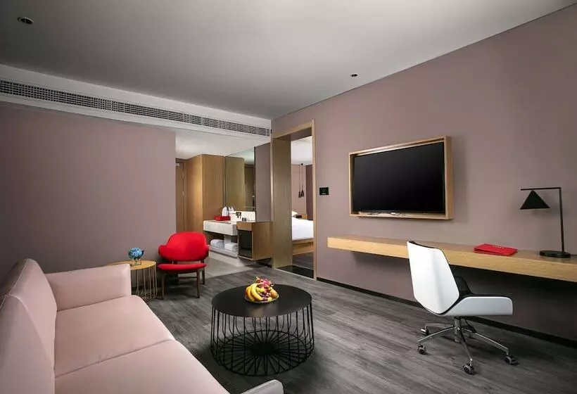 Hotelli Ramada By Wyndham Yangzhou Slender West Lake