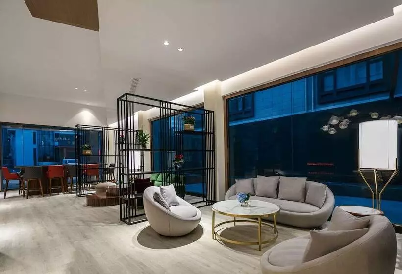 Hotelli Ramada By Wyndham Yangzhou Slender West Lake