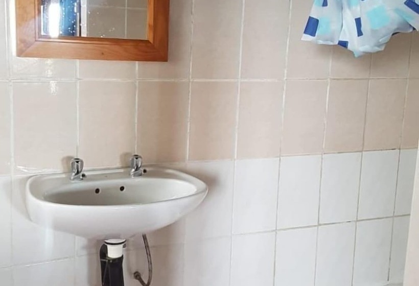 ホテル Shibumi Lodge