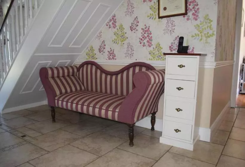 Orchard Grove Bed & Breakfast R21rc58