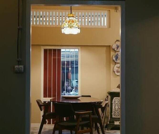 پانسیون Lhong Yaowarat Hostel